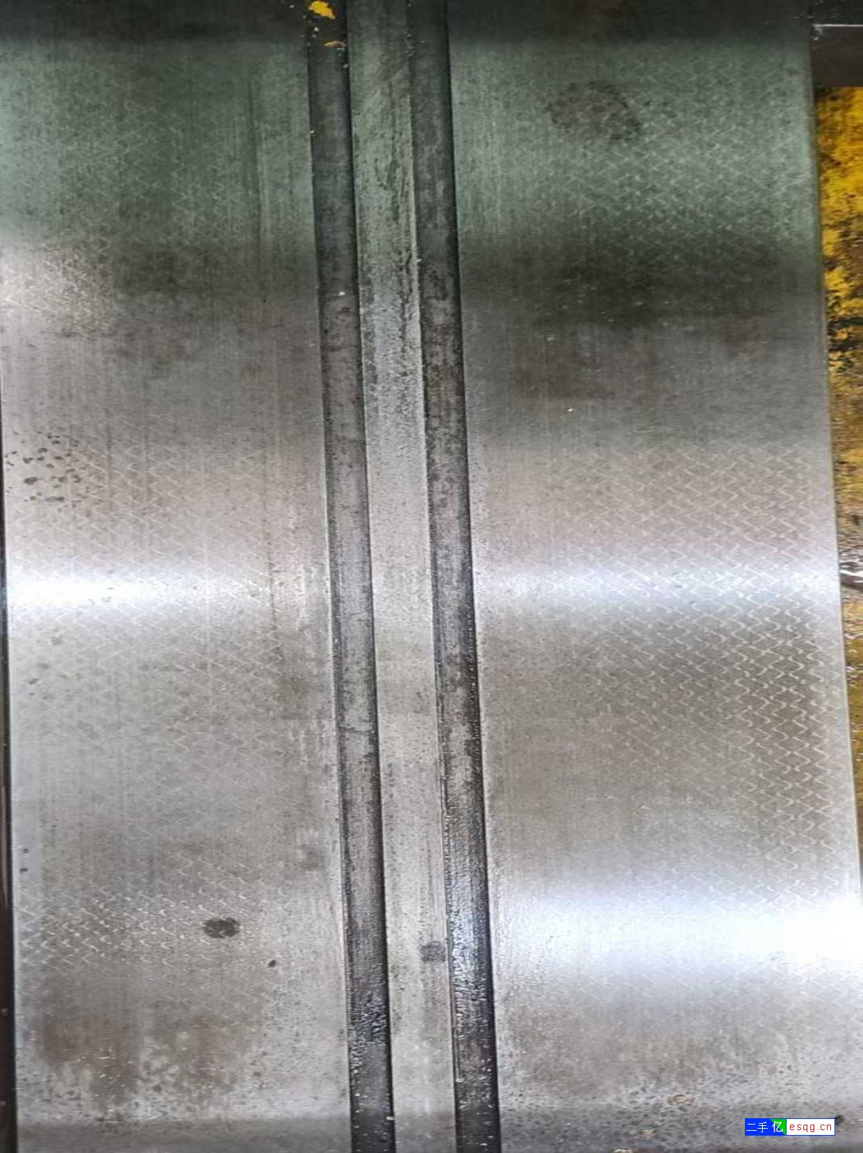 中捷TpⅩ6113镗床，安装少用，道轨满花纹，同款-1