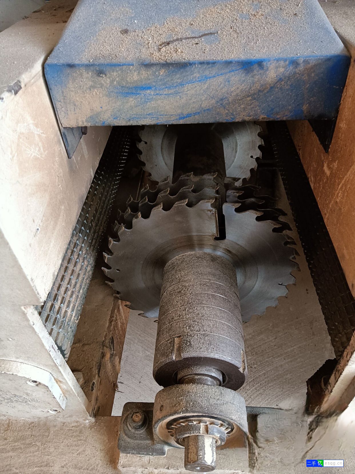 冷压机，原木推台锯，四边锯，砂光机，冷压机，压刨-1