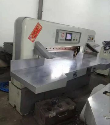 二手长春130电脑涡轮蜗杆液压切纸机