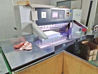 二手国望130电脑切纸机