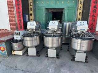 二手立式和面机   二手新麦和面机