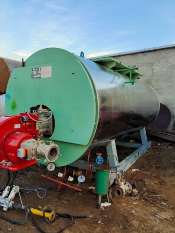 出售四吨低氮30毫克燃气蒸汽锅炉