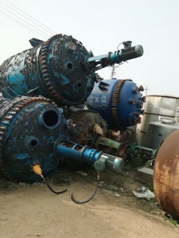 转让二手5吨扬阳搪瓷反应釜 二手3吨搪瓷