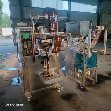 转让二手调料包装机 二手不锈钢螺杆下料包