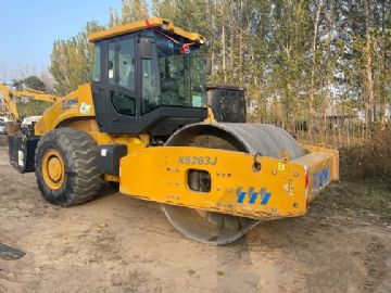 买原装徐工26吨压路机我选择； 上海运胤