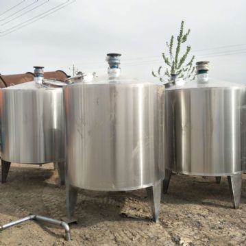 低价转让15立方不锈钢搅拌罐 材质304