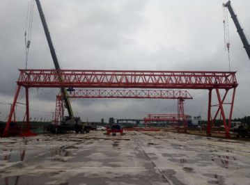 卖买二手龙门吊行车梁道轨