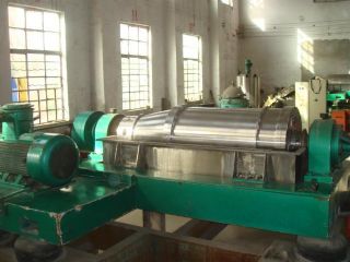 二手卧螺离心机设备转让分离机