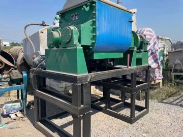 转让9成新二手捏合机三台