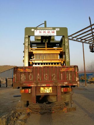 二手免烧砖机，水泥砖机出售