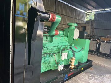 出售九成新500KW康明斯二手发电机组成
