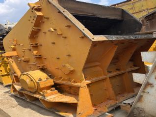 低价处理1315反击式破碎机时产200吨