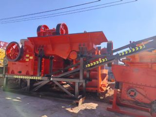 二手时产40吨半移动46鄂式破碎机石子生