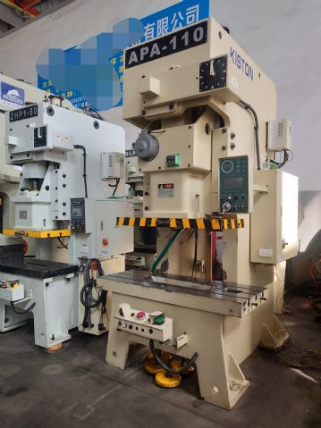 气动冲床110吨，宁波科斯顿，几乎全新，