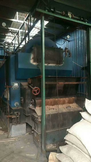 低价出售各种吨位手烧生物质锅炉