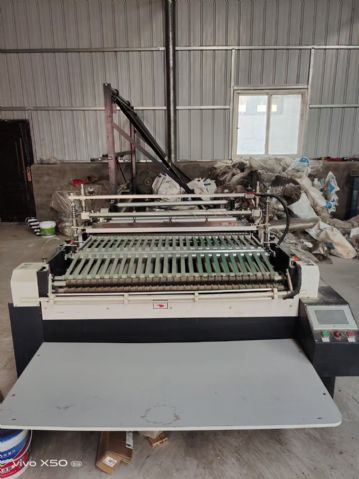 转让气泡膜制袋机多台，信封袋制袋机多台