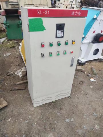 出售55千瓦的木材粉碎机，二手饲料设备