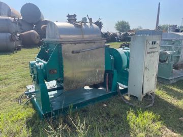 转让9成新二手真空捏合机两台