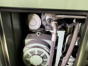 二手水冷式美国寿力空压机，132KW