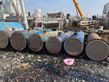 二手钛材冷凝器，5-2000平方都有货哦