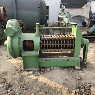新到一批二手榨油机多台 现货齐全