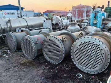 转让二手列管冷凝器 四台60平方耐压31