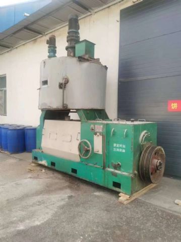 转让二手螺旋榨油机 一台350型带蒸煮锅