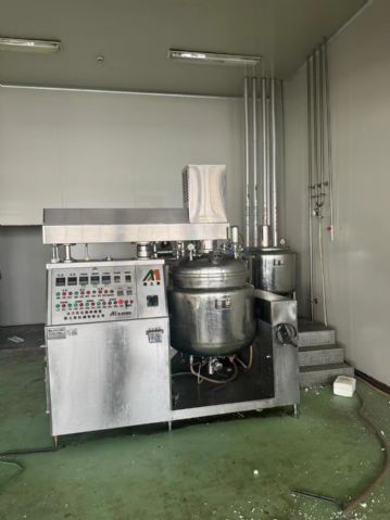 转让二手真空乳化机 一套350L含水锅油