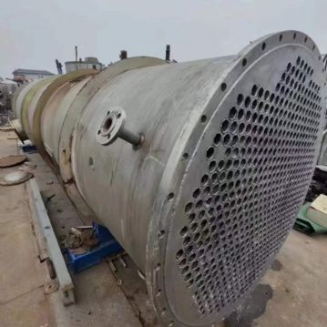 转让二手列管冷凝器 一台540平方内管钛