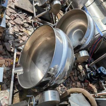 转让二手蒸汽夹层锅 四台容积600L倾斜