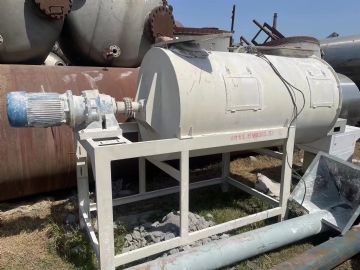 转让二手干粉混合机 一台容积2立方配罐装