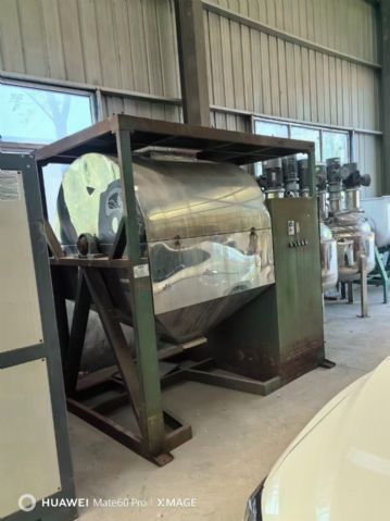 转让二手卧式球磨机 一台容积1000L不