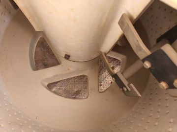 转让二手刮刀离心机 三台1600型衬塑材