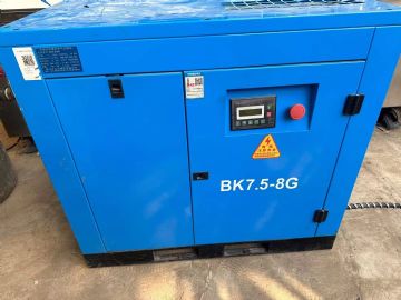 转让二手制氮机 一套容积10立方带空压机