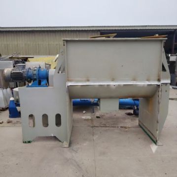 转让二手螺带混合机 一台容积2立方材质碳