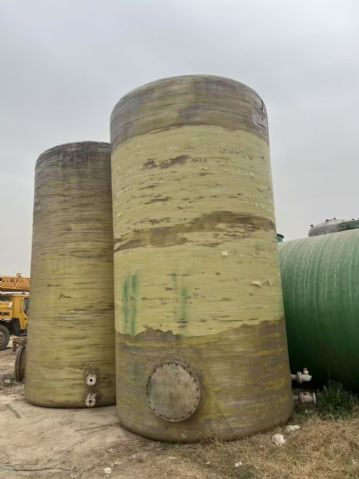 转让二手玻璃钢罐 两台容积30立方立式盐