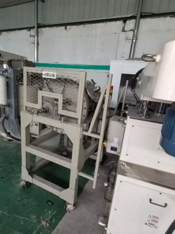 转让二手球磨机 一台容积100升韩国进口