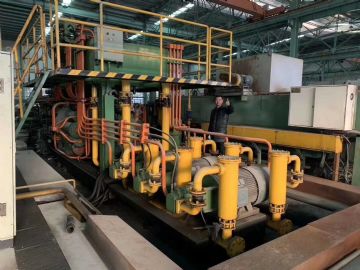 二手挤压机出售