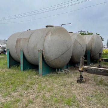 二手不锈钢立式储罐、卧式储罐现货处理