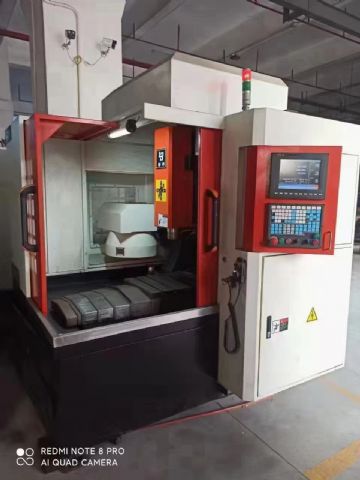 处理一台工厂在位联益邦650刀库精雕机，