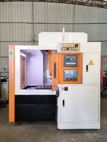 宝烽650刀库精雕机，新代21MA系统，