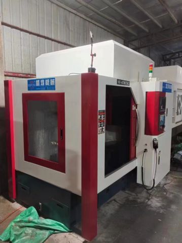 上新盛烽870精雕机，新代21MA系统，