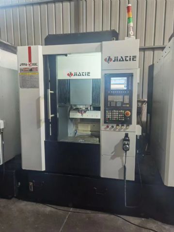 佳铁500C高速精雕机，西门子828D系