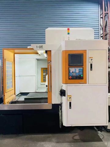 鼎凌870刀库精雕机 新代21MA系统，