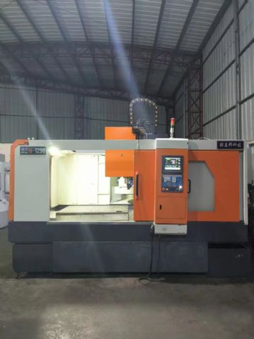 联邦1290重型龙门精雕机，新代21ma