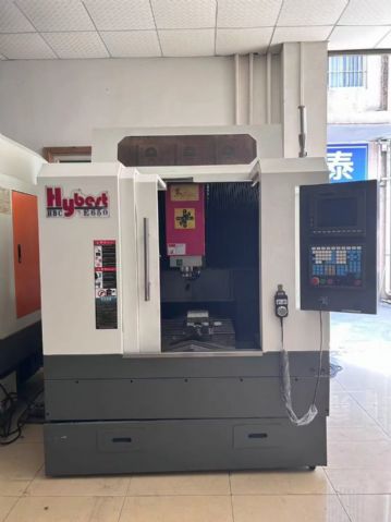 两台21年底650精雕机气动主轴BT30