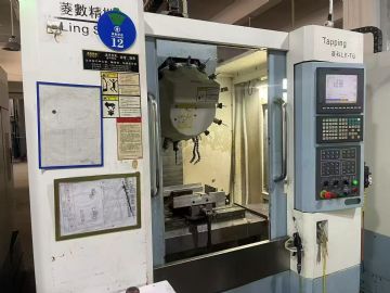 特价同款2台菱科T6钻攻机,新代系统