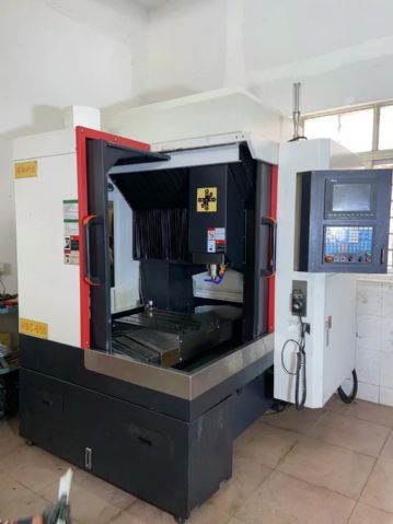 诺翔650精雕机，创能机身。新代21 M