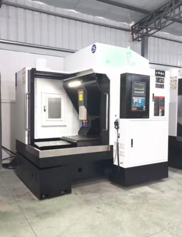 准新870精雕机,新代21ma-e系统