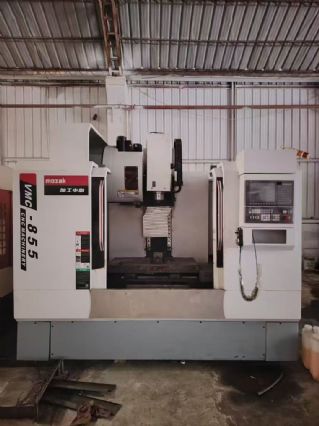 特价出98成新v855三线轨加工中心，华